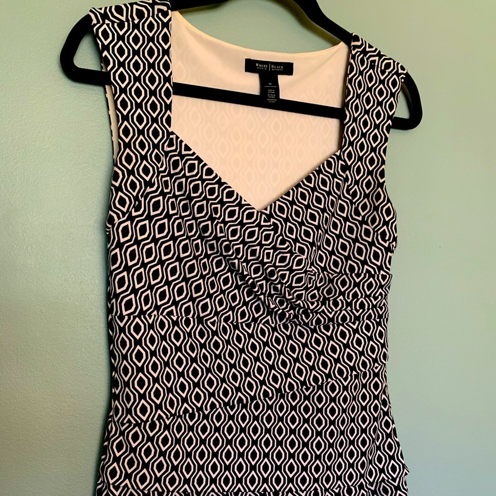 White House Black Market geometric tank